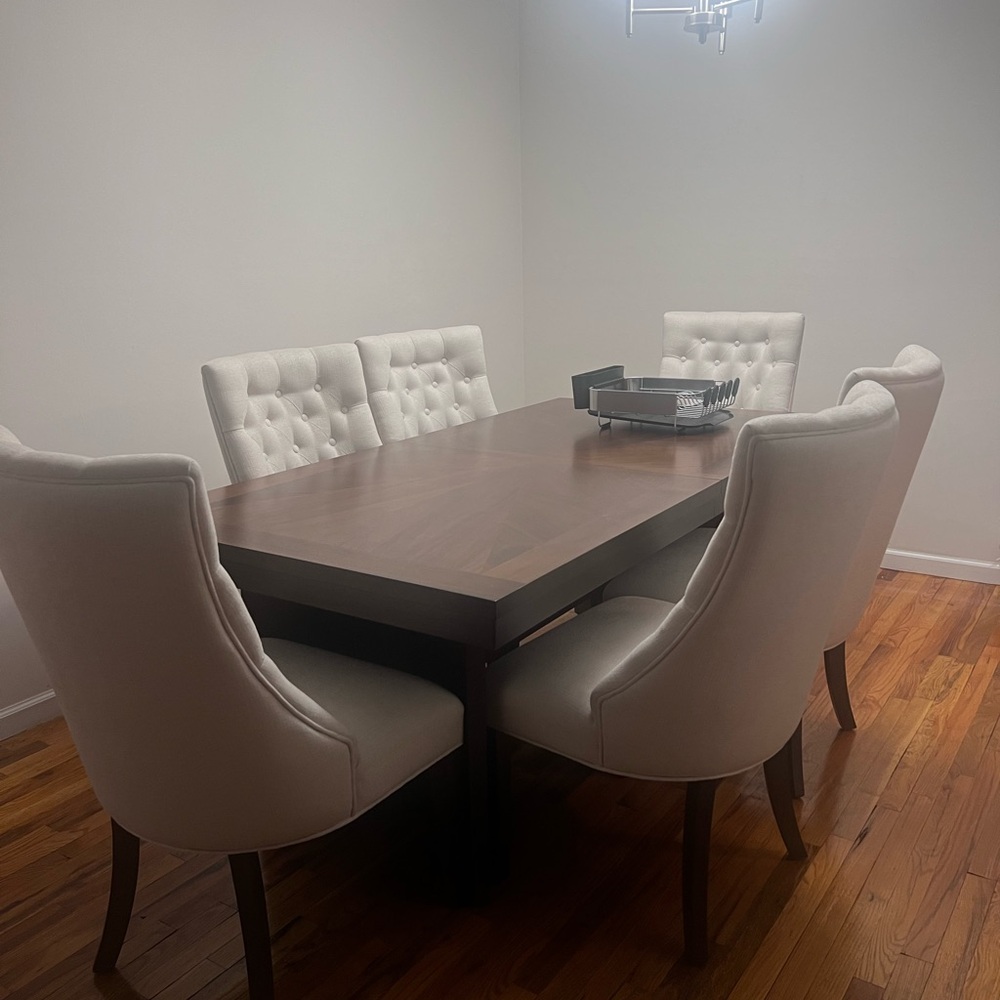 Table  Dining Chair Set with Tufted Back - 6 Pieces